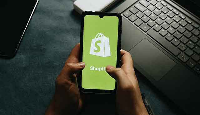 What Is the Best Translation App for Shopify?